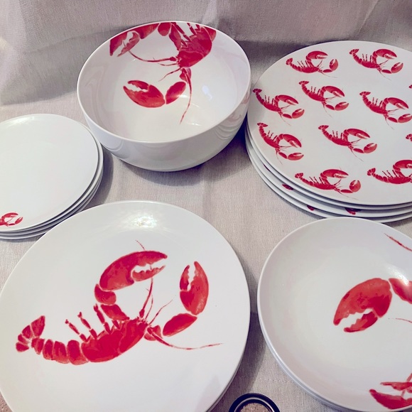 Beautiful lobster dishes set . - Picture 1 of 10